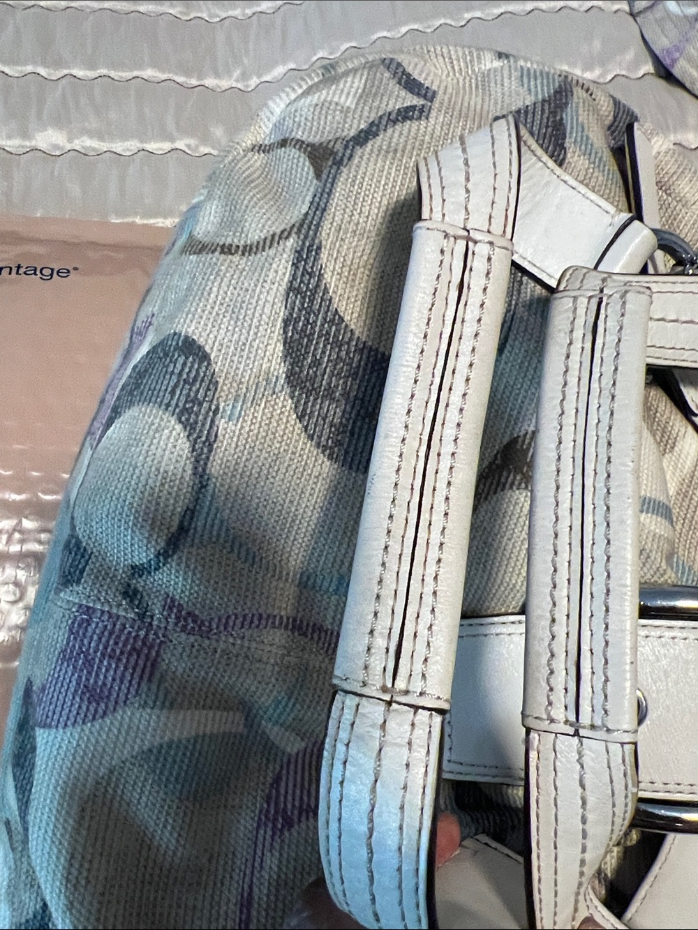 VTG COACH Lynn Soho Multicolor Optic Art Linen Hobo Bag Purse & Bucket Hat - Picture 13 of 15